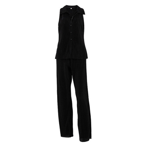Solid sleeveless shirt, high waisted pants, pleated set