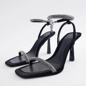 Women's shoes: minimalist feng shui diamond chains, slim heels, high heels, sandals