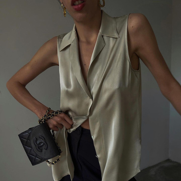Women's sleeveless satin shirt, medium length top, women's lapel drape, fashionable vest shirt