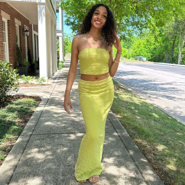Open navel, open back, sleeveless long skirt set