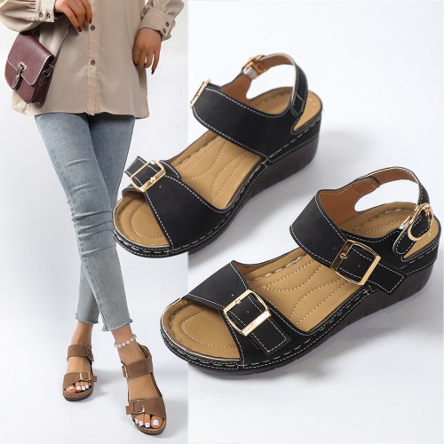 Wide strip metal square buckle buckle flat sole sandals