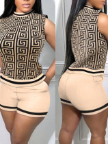 Knitted sweater sleeveless two-piece set with pockets Knitted sweater sleeveless two-piece set with pockets