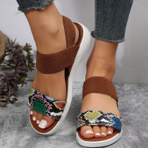 Flat bottom with a wide band, elastic and casual bottom Flat bottom with a wide band, elastic and casual bottom