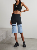 High waisted skinny knee panel denim design with fashionable contrast color elastic waistband capris