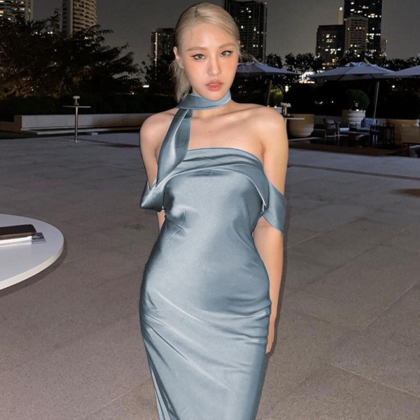 Solid sexy backless zipper bra dress