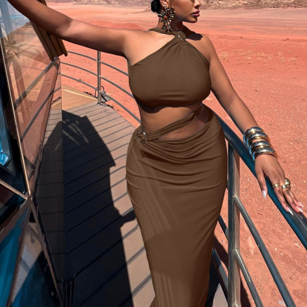 Solid color hollowed out pearl chain sexy backless fashionable buttocks up dress