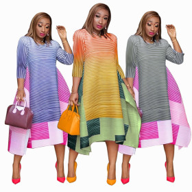 Loose oversized women's dress