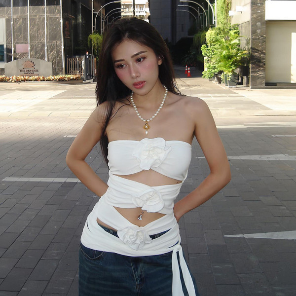 Women's sexy wrap chest collar with three-dimensional flower decoration, hollowed out straps, small tank top