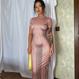Fitted and protruding short sleeved printed long dress
