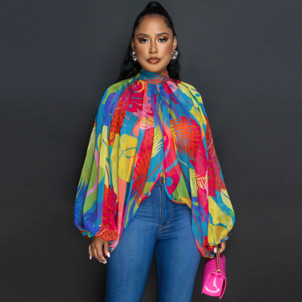 Casual round neck loose fitting long sleeved top with fashionable digital printing style