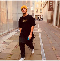 Unisex Big V Couple Loose Short Sleeve T-shirt for Men and Women