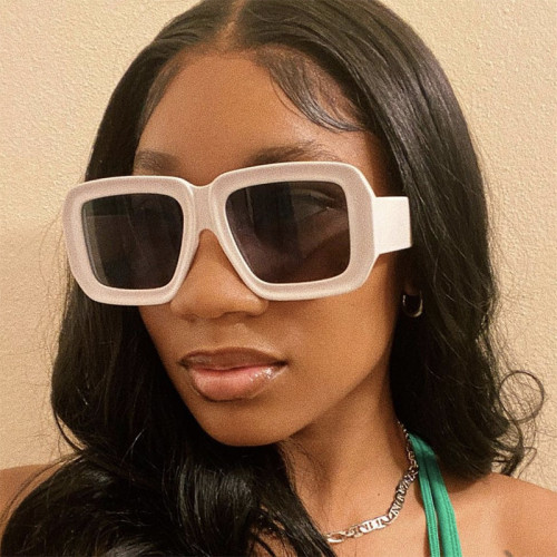 Square large frame sunglasses checkerboard 2023 new Sunglasses cross-border fashion sunglasses show