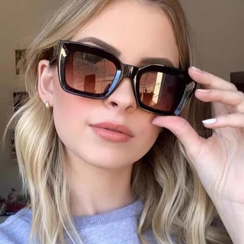 Retro Michelin sunglasses Square black plain sunglasses