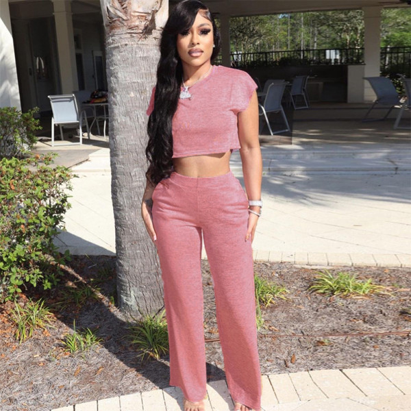 Fashionable loose fitting short sleeved shirt and pants casual set with exposed navel