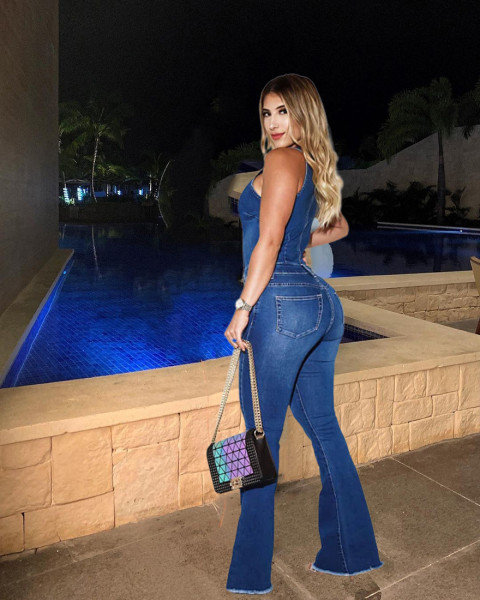 Sexy and fashionable slim fitting jumpsuit jeans