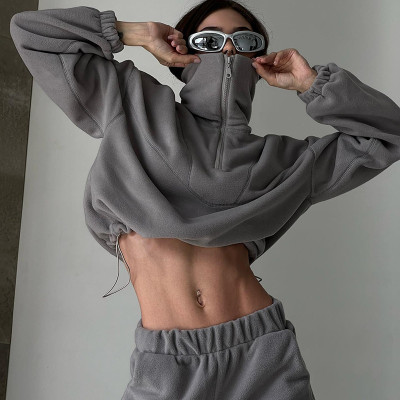 Versatile suede top with warm zipper lapel and drawstring short hoodie