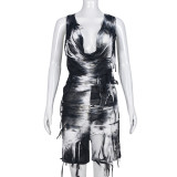 Beggar's fabric hollowed out pile neck short sleeveless hooded jumpsuit