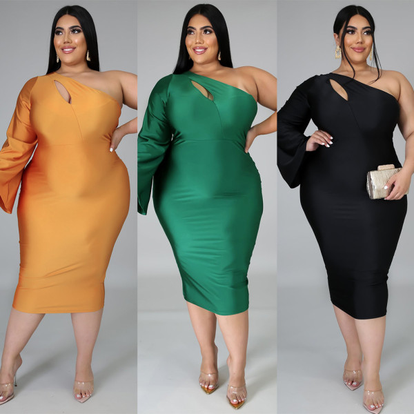 Women's diagonal shoulder long short sleeved slim fitting strapping dress