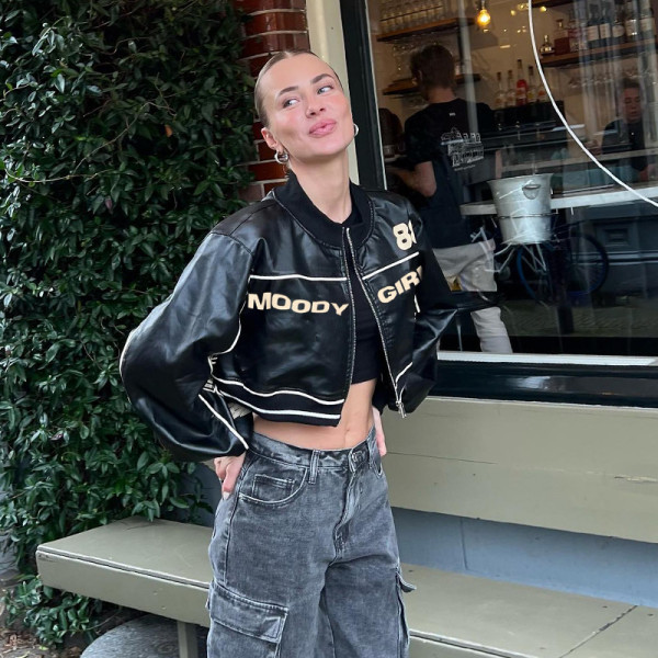 Motorcycle style letter printed thick bud leather jacket women's zipper cardigan round neck short jacket
