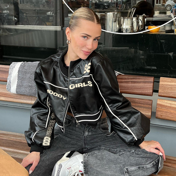 Motorcycle style letter printed thick bud leather jacket women's zipper cardigan round neck short jacket