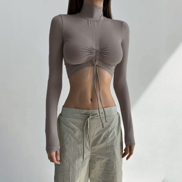 Waistless bottom fitting short top