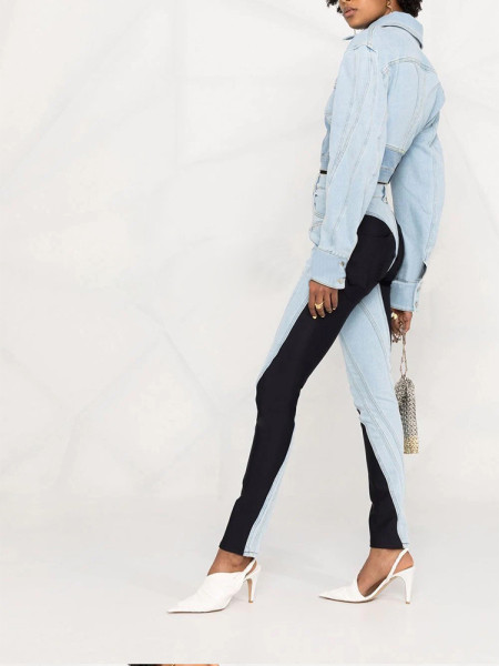 Contrast stitching jeans