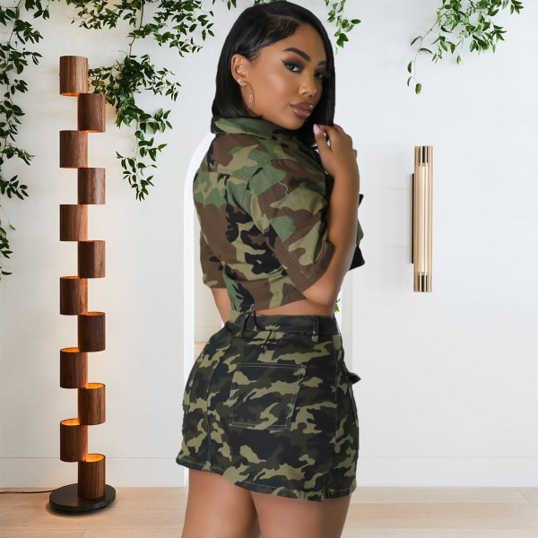 Spliced denim camouflage short jacket