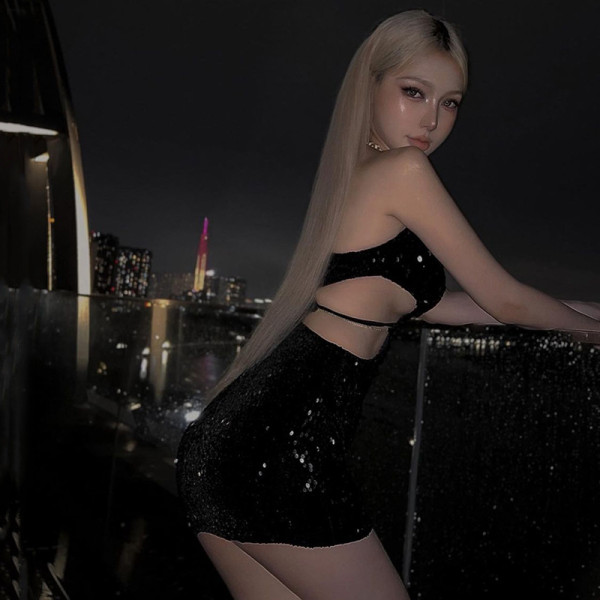 Chain tied waist sexy spicy girl nightclub hang neck wrap buttocks dress