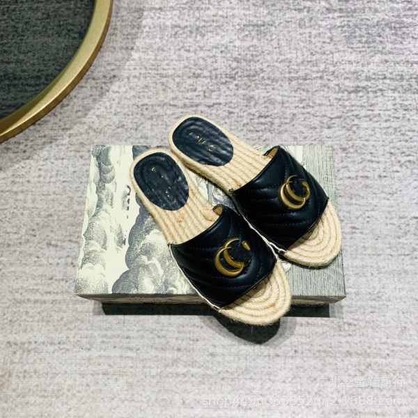 Grass embroidered letters flat bottomed women's shoes