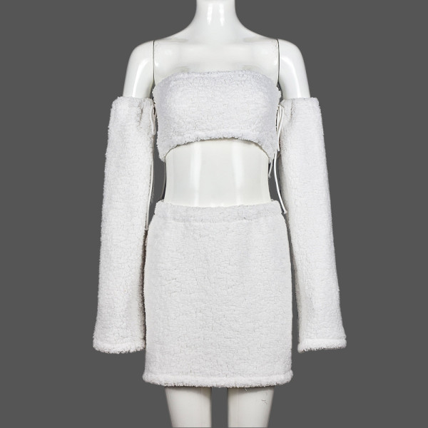 Chest wrap top hollowed out navel exposed short skirt set