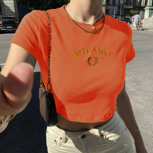 Skinny Embroidered T-shirt with Open Umbilical Letter
