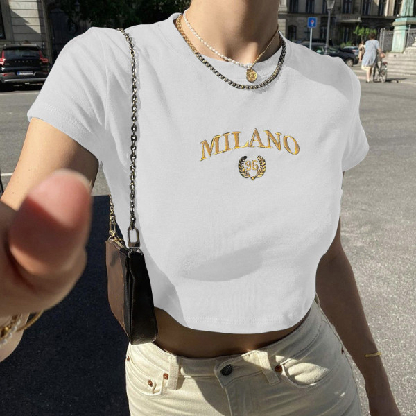 Skinny Embroidered T-shirt with Open Umbilical Letter