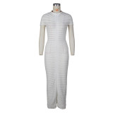 Short sleeved round neck slim fitting dress