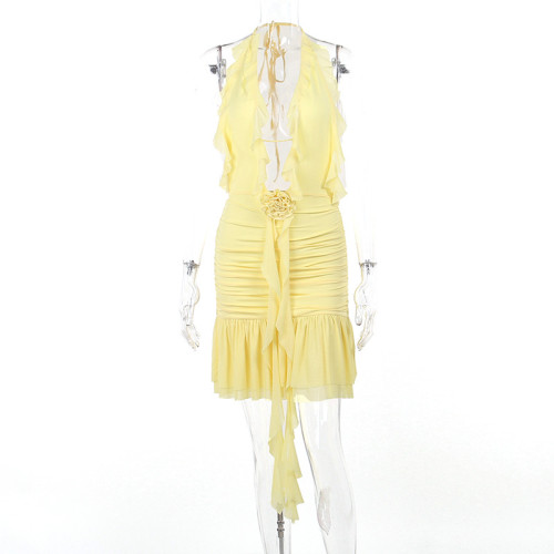 Hollow neck hanging three-dimensional flower pleated wrap buttocks dress