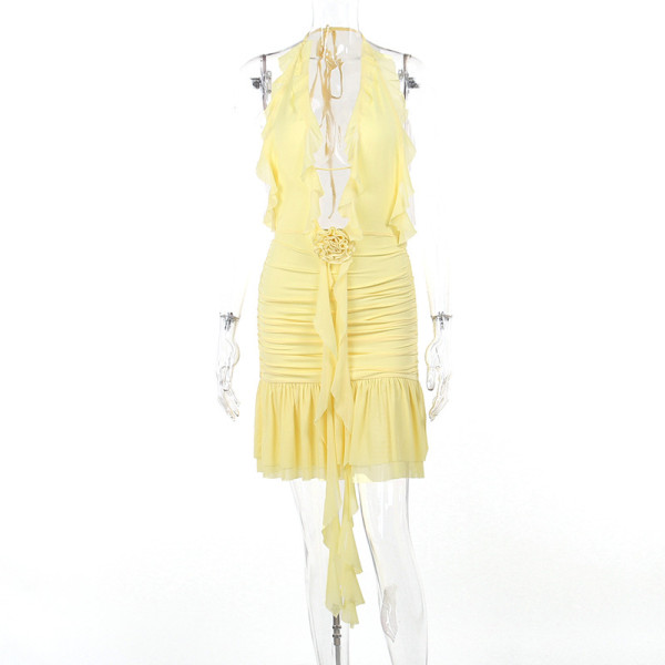 Hollow neck hanging three-dimensional flower pleated wrap buttocks dress