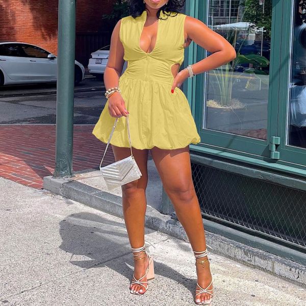 Solid color waistband cut out fluffy V-neck top skirt