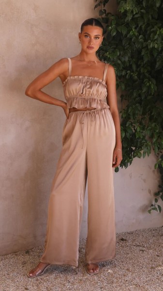 Two piece chest and wide leg set