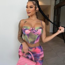 Hanging strap contrast color exposed navel top short skirt set