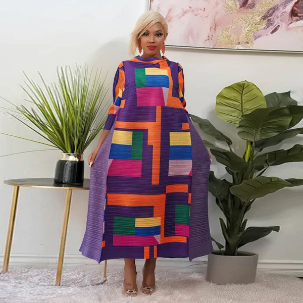 Round neck printed pleated dress