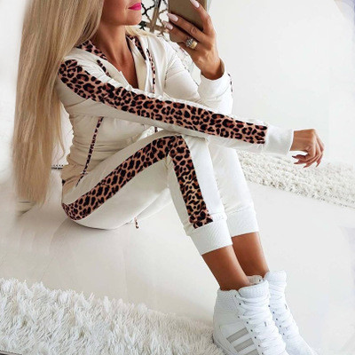 Leopard print long sleeved printed zippered sweater pants set