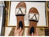 Embroidered flat bottomed slippers
