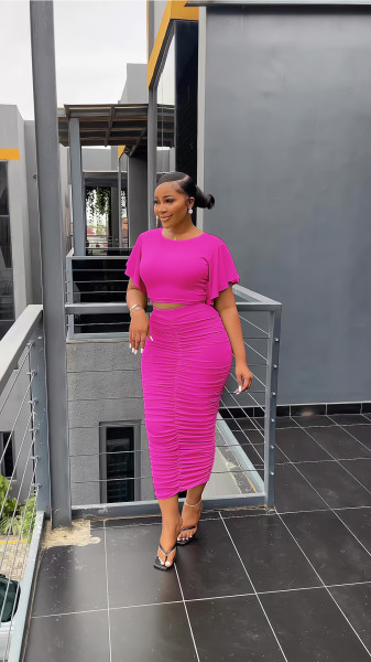 Two piece ruffled short sleeved pleated hip wrap skirt set