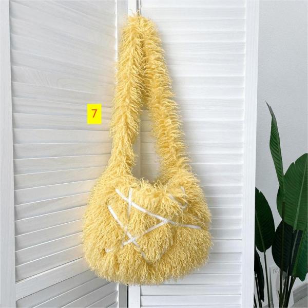Faux fur plush large capacity crossbody bag