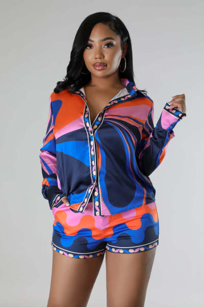 Two piece set of printed long sleeved shirts and shorts