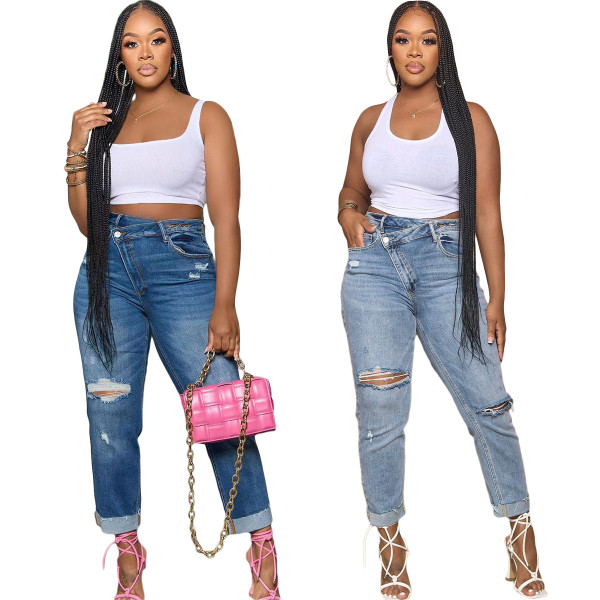 Women's personalized distressed diagonal zippered jeans