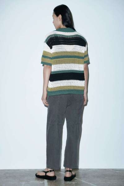 Slim fitting knitwear