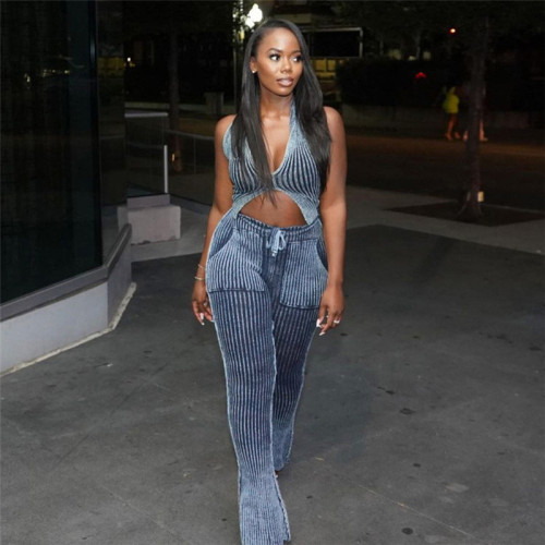 Knitted low collar tank top with high waist and long flared casual pants