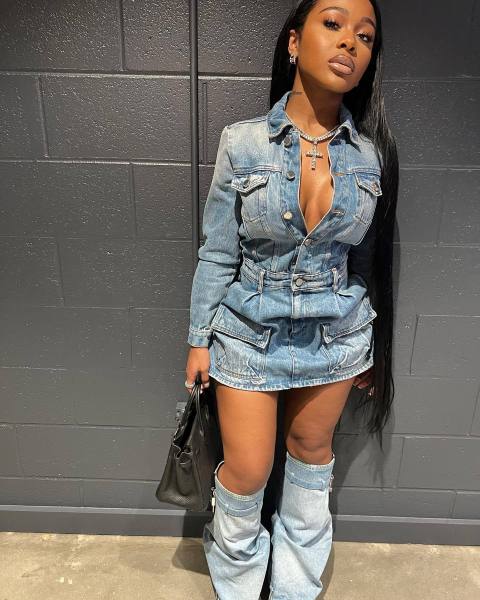 Feminine Multi Pocket Washed Denim Dress Three Piece Set (including hem)