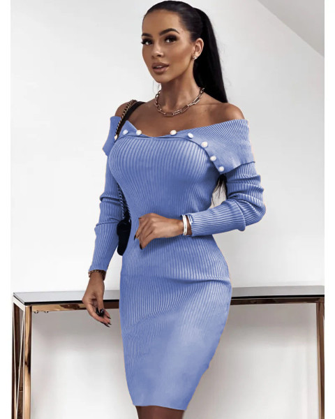 Women's buttoned waist long sleeved knitted buttocks up dress