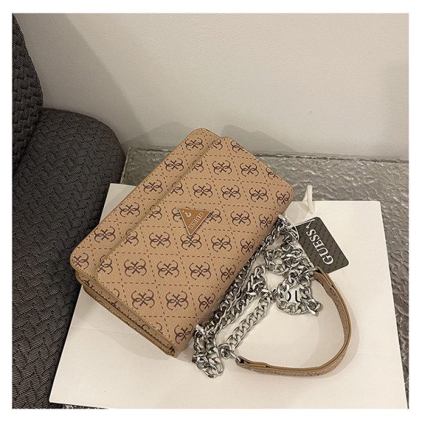One shoulder crossbody bag